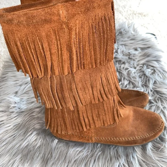 EUC Minnetonka 3 Layer Fringe Tall Pull On Boots Brown Size 9 - Picture 5 of 9